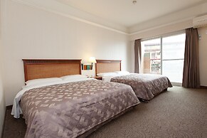 Hoya Hot Springs Hotel