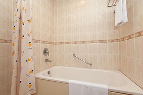 Hoya Hot Springs Hotel