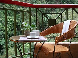 Hoya Hot Springs Hotel