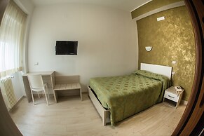 Tourist Hotel