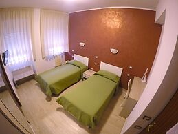 Tourist Hotel