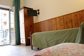 Tourist Hotel