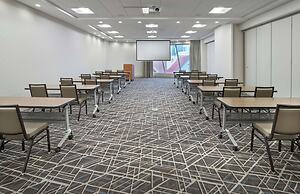 DoubleTree by Hilton Edmonton Downtown