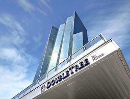 DoubleTree by Hilton Edmonton Downtown