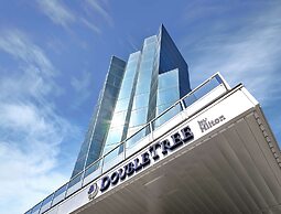 DoubleTree by Hilton Edmonton Downtown