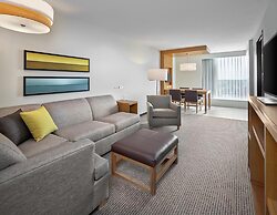 DoubleTree by Hilton Edmonton Downtown