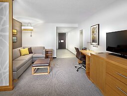 DoubleTree by Hilton Edmonton Downtown