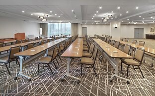 DoubleTree by Hilton Edmonton Downtown