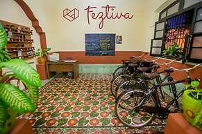 Hostal La Ermita - Hostel