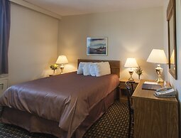 Assiniboine Gordon Inn on the Park