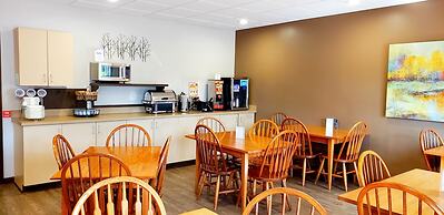 Lodging on the Square