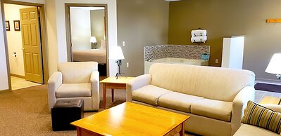 Lodging on the Square