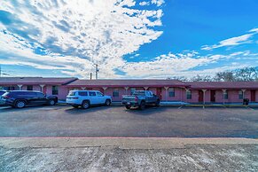OYO Hotel Beeville - US 181