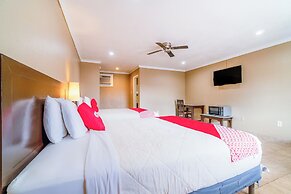 OYO Hotel Beeville - US 181