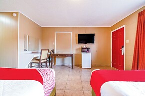 OYO Hotel Beeville - US 181