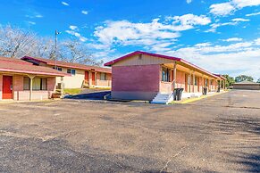 OYO Hotel Beeville - US 181