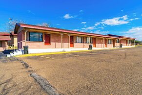 OYO Hotel Beeville - US 181