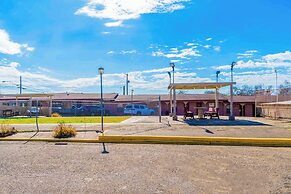 Capital O Hotel Beeville - US 181