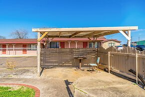 OYO Hotel Beeville - US 181