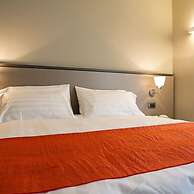 Zara Rooms & Suites