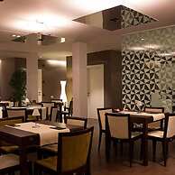 Zara Rooms & Suites