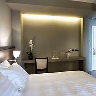 Zara Rooms & Suites