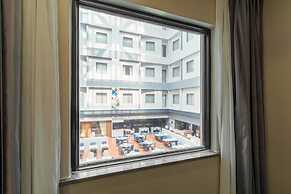 Holiday Inn Express Shenyang North Station by IHG