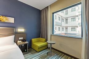 Holiday Inn Express Shenyang North Station by IHG