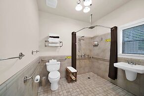 The Inn at Shasta Lake