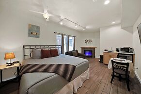 The Inn at Shasta Lake