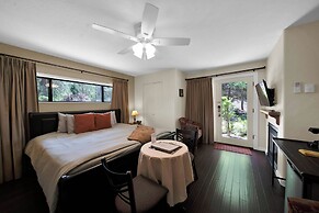 The Inn at Shasta Lake