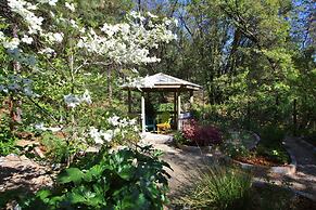 The Inn at Shasta Lake