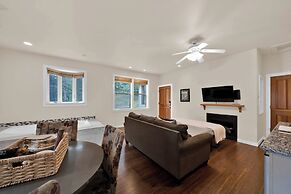 The Inn at Shasta Lake