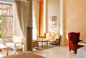 Summer Luxury Beach Resort and Spa