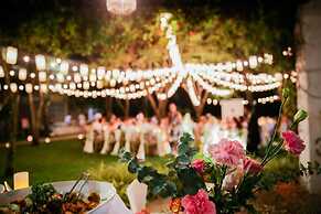 Summer Luxury Beach Resort and Spa