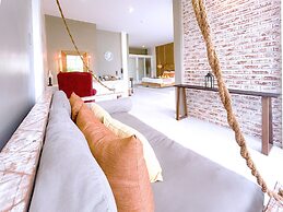 Summer Luxury Beach Resort and Spa