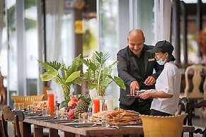 Summer Luxury Beach Resort and Spa