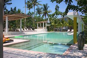 Summer Luxury Beach Resort and Spa