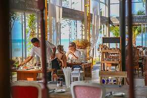 Summer Luxury Beach Resort and Spa