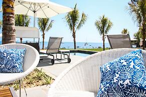 Latitude Luxury Seafront Apartments