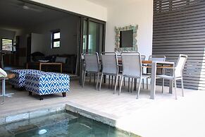 Latitude Luxury Seafront Apartments