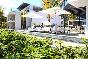 Latitude Luxury Seafront Apartments