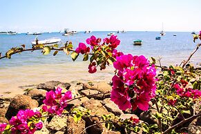 Latitude Luxury Seafront Apartments