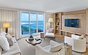 The Retreat Collection at 1 Hotel & Homes South Beach