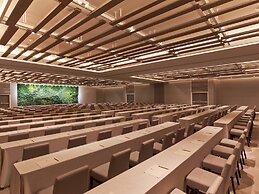 The Retreat Collection at 1 Hotel & Homes South Beach