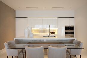 The Retreat Collection at 1 Hotel & Homes South Beach