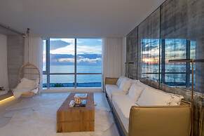 The Retreat Collection at 1 Hotel & Homes South Beach