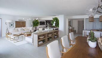 The Retreat Collection at 1 Hotel & Homes South Beach