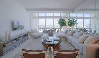 The Retreat Collection at 1 Hotel & Homes South Beach