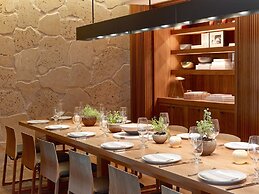 The Retreat Collection at 1 Hotel & Homes South Beach